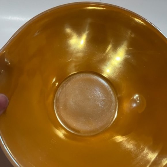 Vintage Fire King Peach LUster Oven Ware Batter bowl with pour spout Lip - Picture 2 of 6